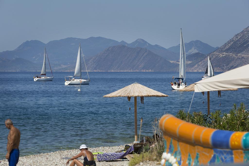Delfini Hotel Patras Zewnętrze zdjęcie